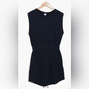 NWT Navy knit dress